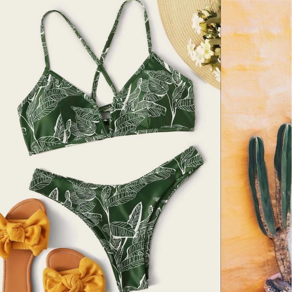 NWT• Huntress Bikini Set - Picture 4 of 9